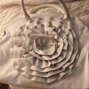 Rose white pleather purse! Brand new! NWT